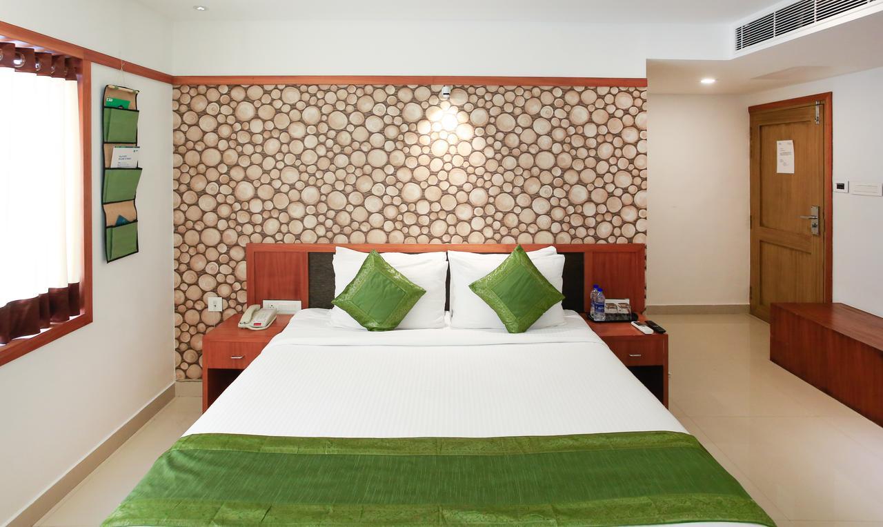 Sea View Resort- Esha Heritage Inn Cherai Beach Exterior foto