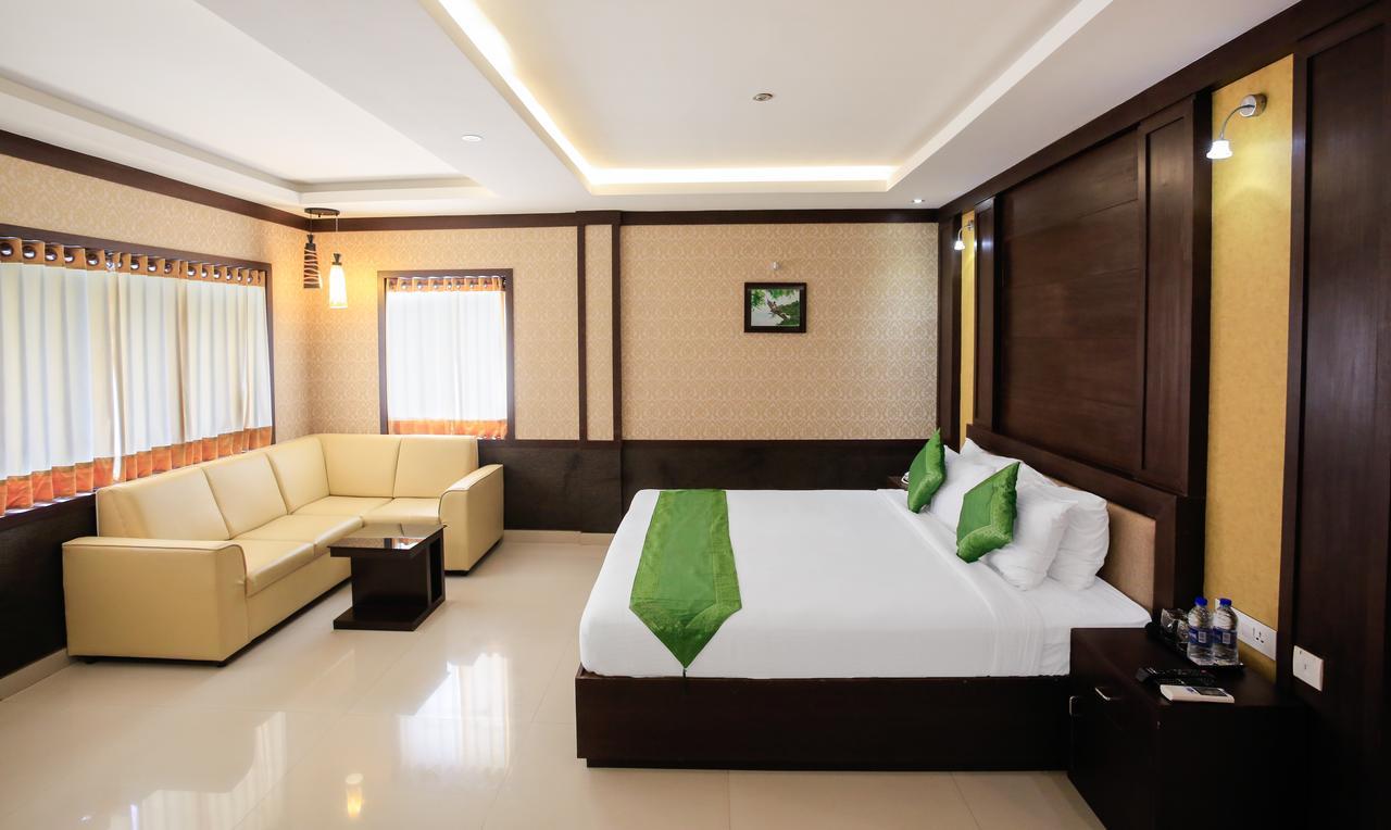 Sea View Resort- Esha Heritage Inn Cherai Beach Exterior foto